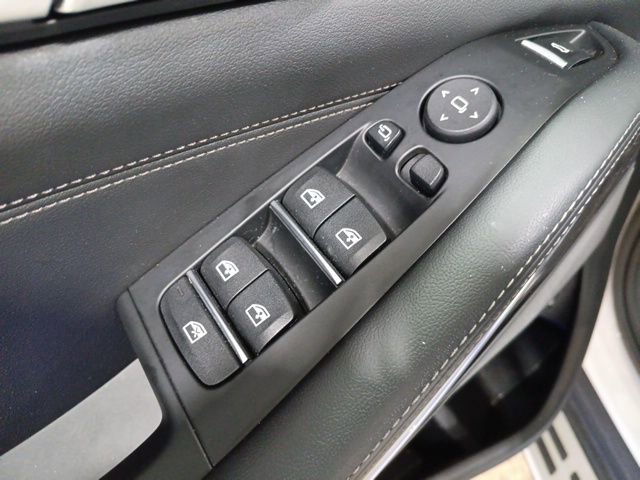 Used 2025 BMW X5 xDrive50e image 12