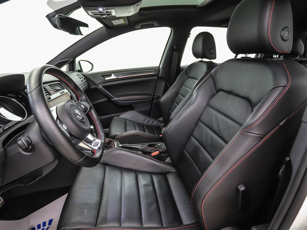 Used 2019 Volkswagen GTI SE w/ SE Experience Package image 11