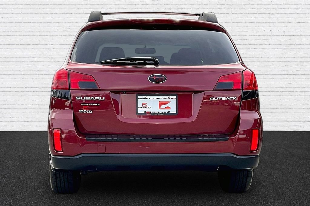 Used 2013 Subaru Outback 2.5i Premium AWD/4WD image 5