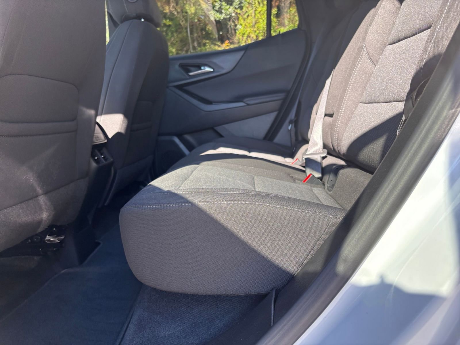 Used 2025 Chevrolet Equinox LT image 25