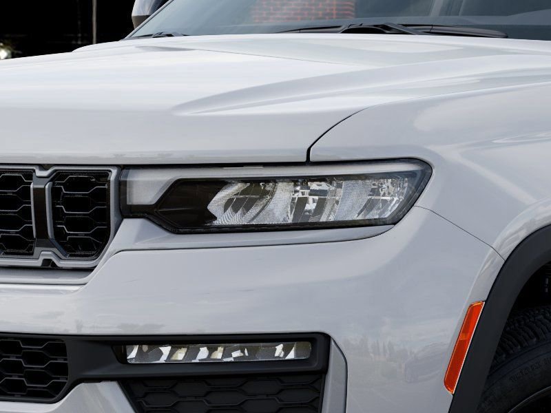 New 2026 Jeep Grand Cherokee Limited image 10
