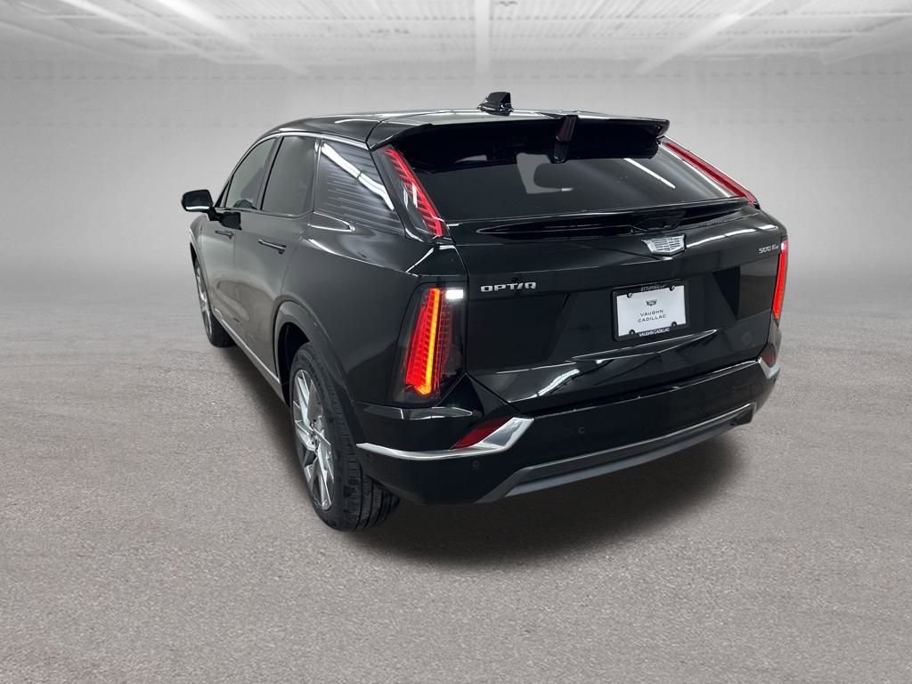 New 2026 Cadillac Optiq Luxury 1 image 8