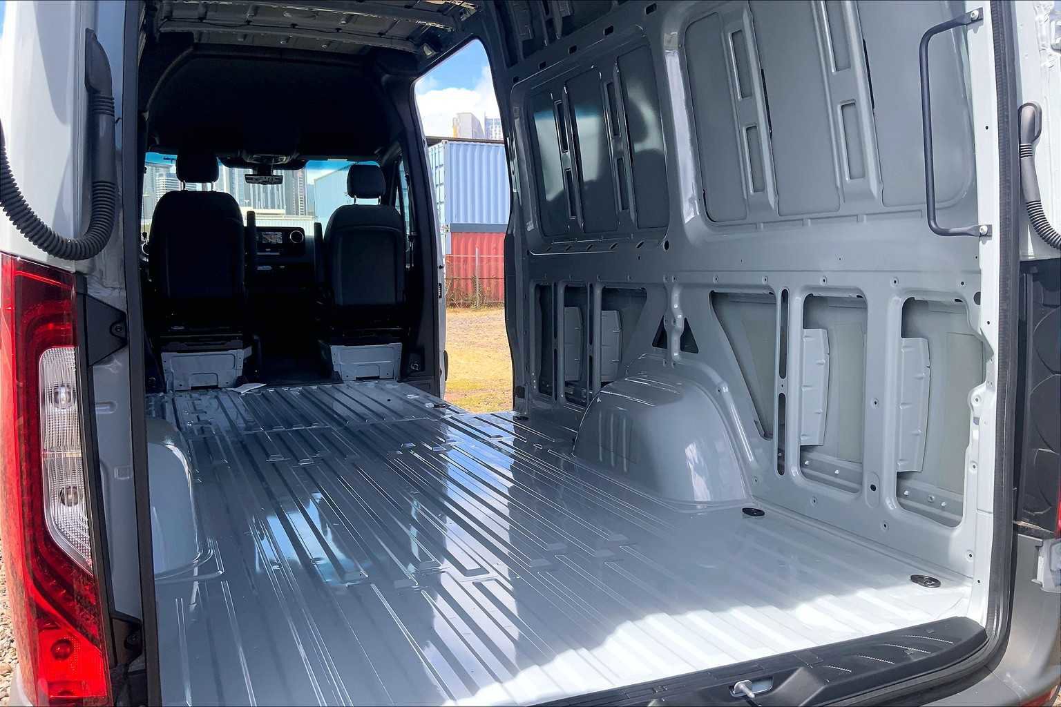 New 2025 Mercedes-Benz Sprinter 2500 image 15