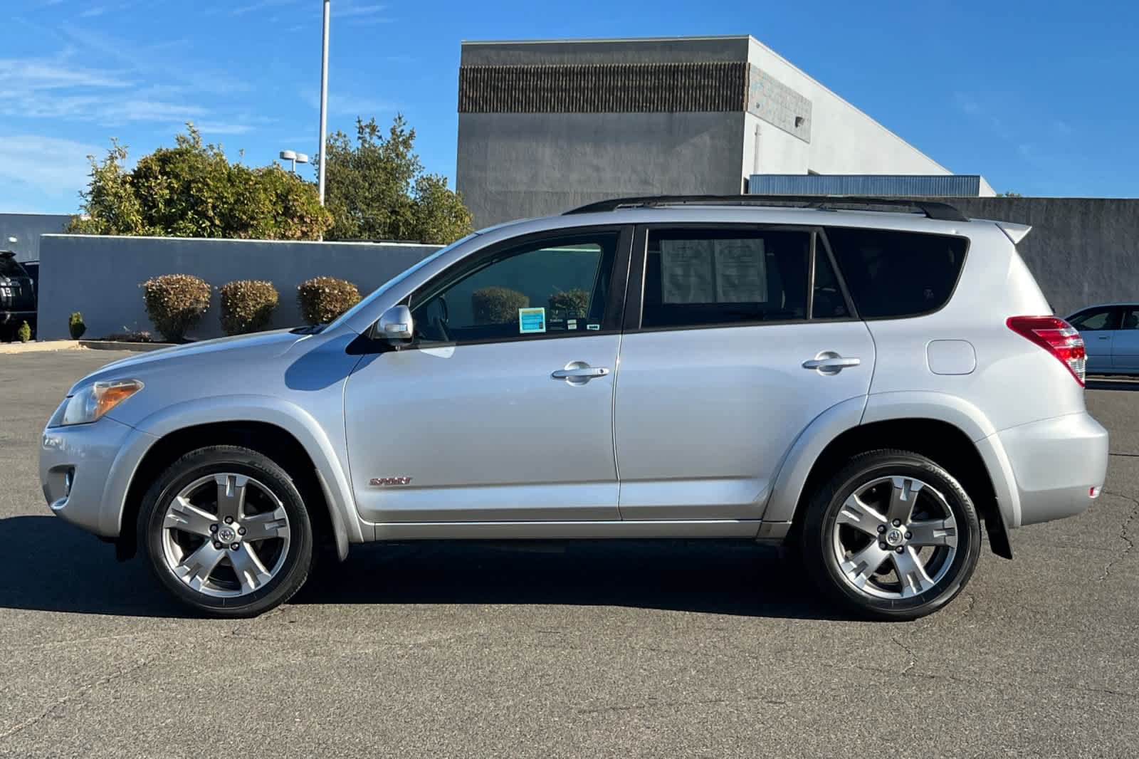 Used 2010 Toyota RAV4 Sport w/ Premium Pkg FWD image 9