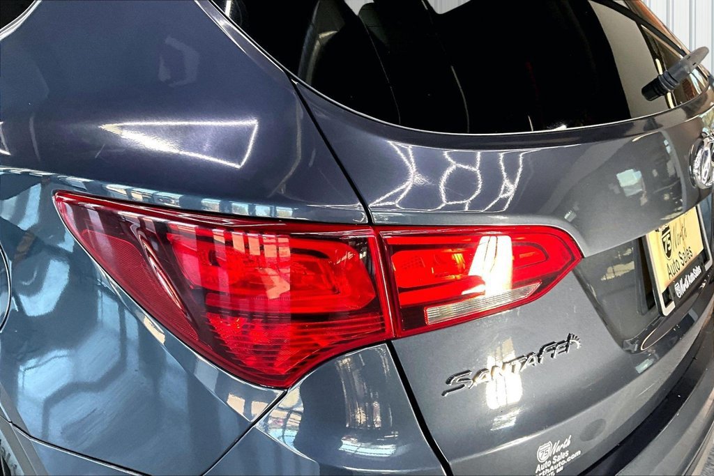 Used 2018 Hyundai Santa Fe Sport w/ 2.4L Value Package 02 FWD image 22