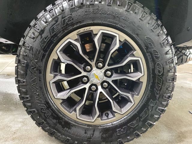 Used 2022 Chevrolet Colorado ZR2 AWD/4WD image 31