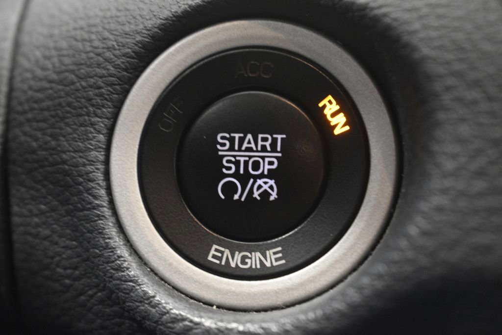 Used 2015 Chrysler 200 S w/ Navigation & Sound Group I image 45