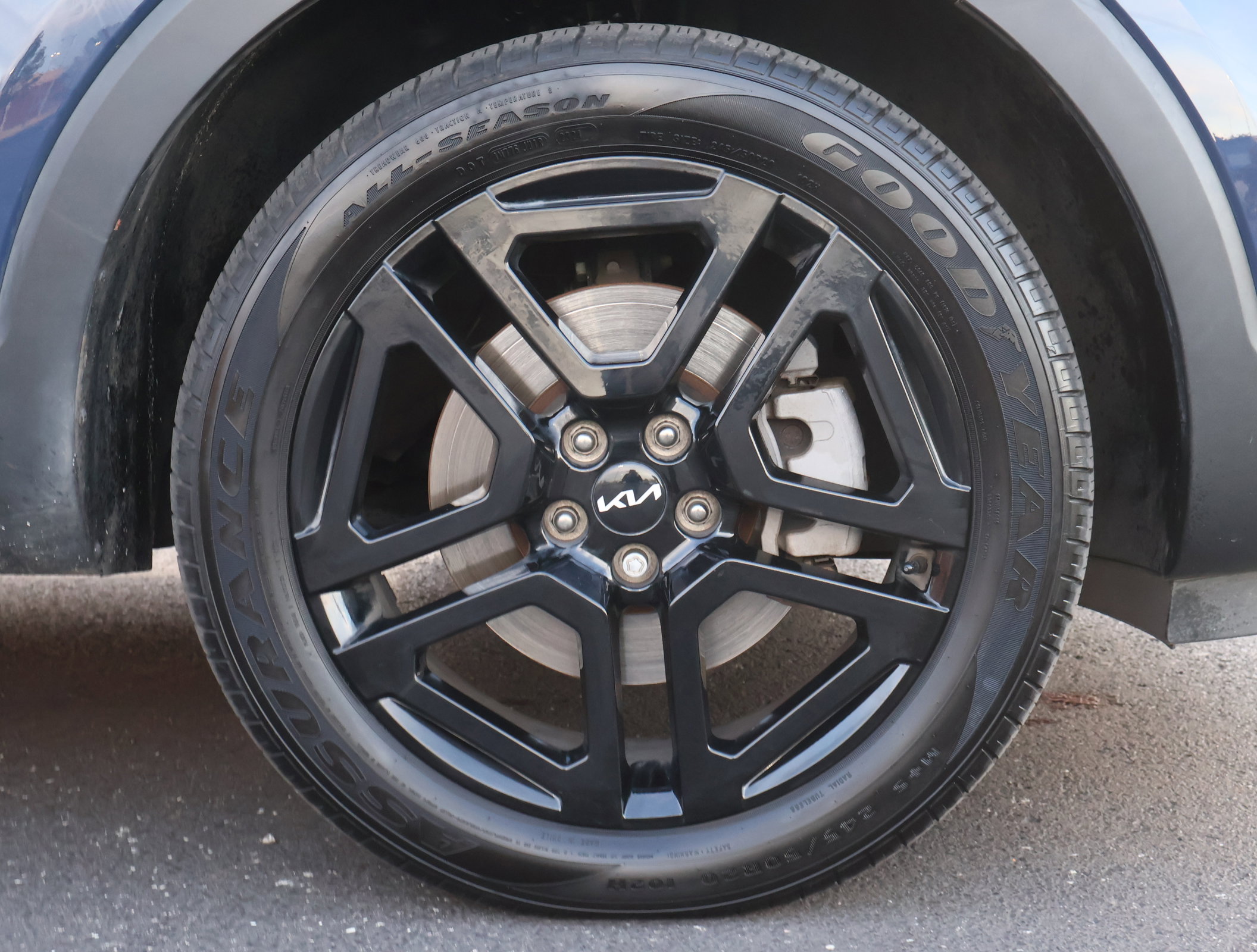 Used 2023 Kia Telluride EX X-Line image 31