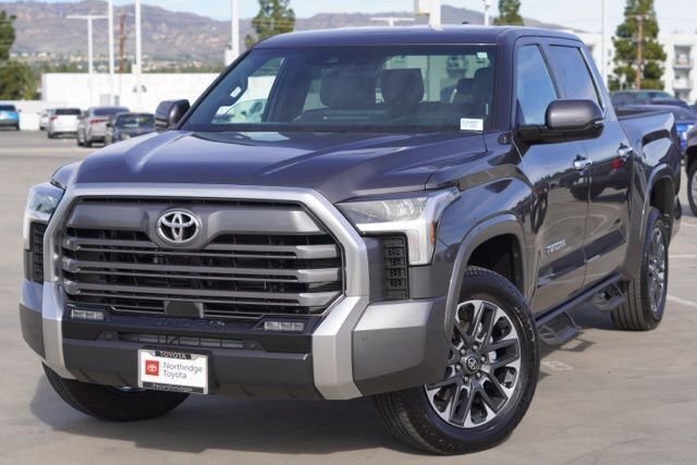 Used 2025 Toyota Tundra Limited image 4