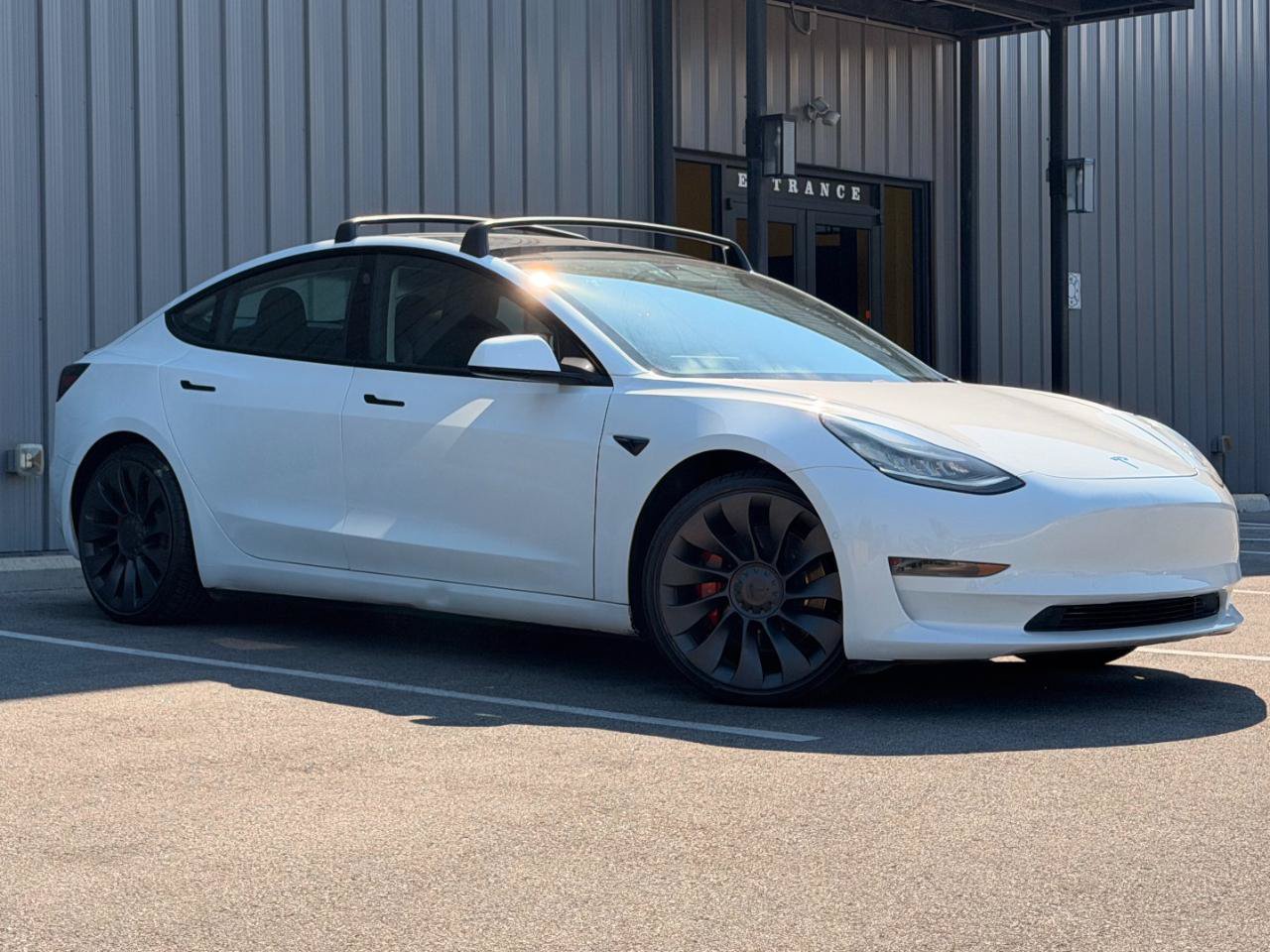 Used 2021 Tesla Model 3 Performance AWD/4WD image 3