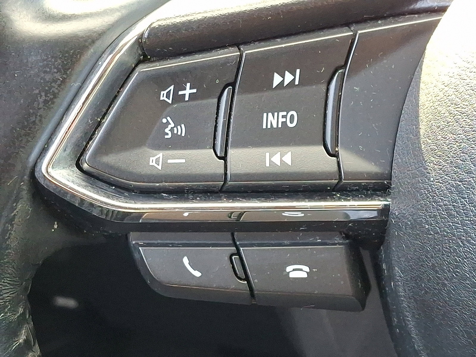 Used 2017 MAZDA CX-5 Touring w/ Preferred Equipment Package image 23