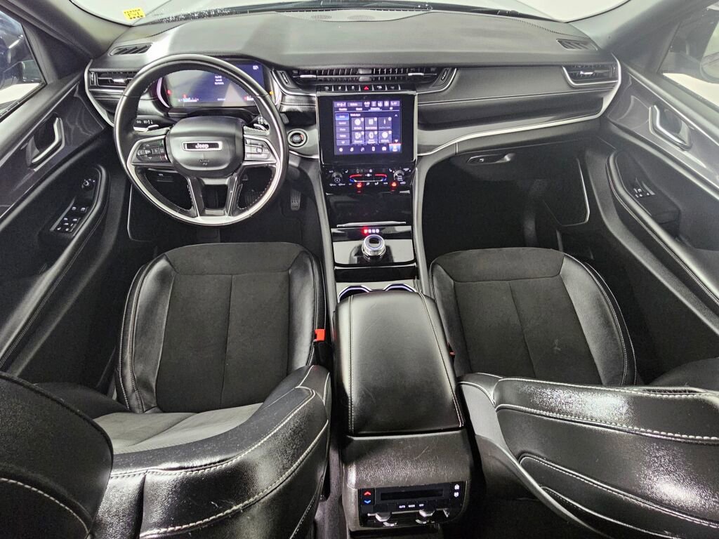 Used 2021 Jeep Grand Cherokee L Altitude image 20