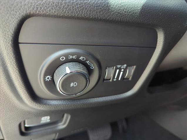 New 2026 Jeep Grand Cherokee L Limited AWD/4WD image 16