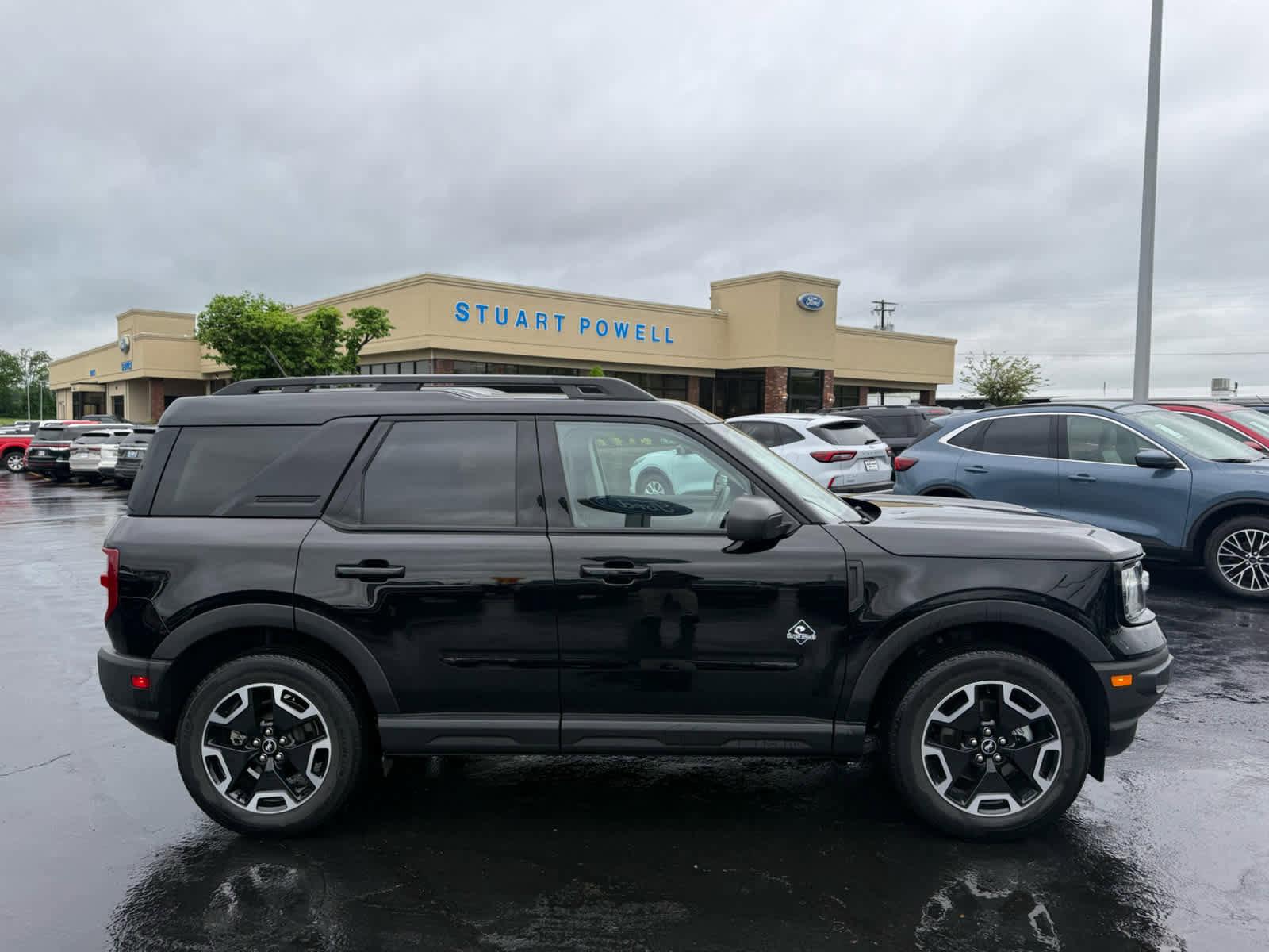Used 2024 Ford Bronco Sport Outer Banks AWD/4WD image 15