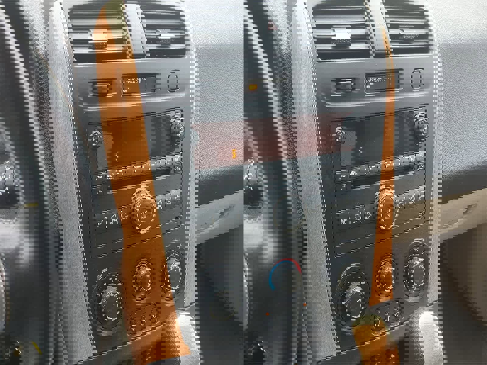 Used 2007 Saturn Vue 2WD V6 w/ Leather Appointments Pkg image 27