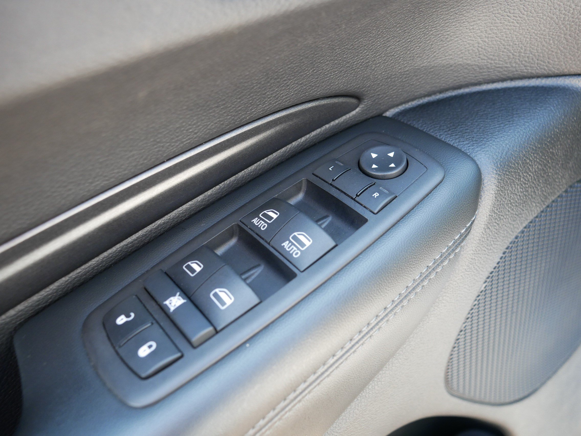 Used 2024 Dodge Durango SXT AWD/4WD image 19