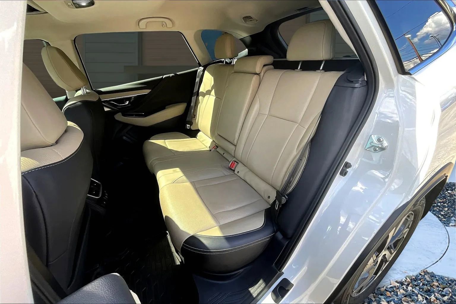 Used 2022 Subaru Outback Limited w/ Popular Package #2 image 26