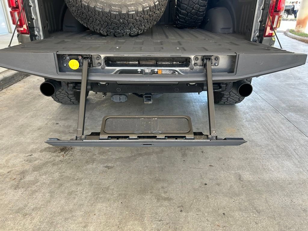 Used 2020 Ford F150 Raptor w/ Equipment Group 802A Luxury AWD/4WD image 46
