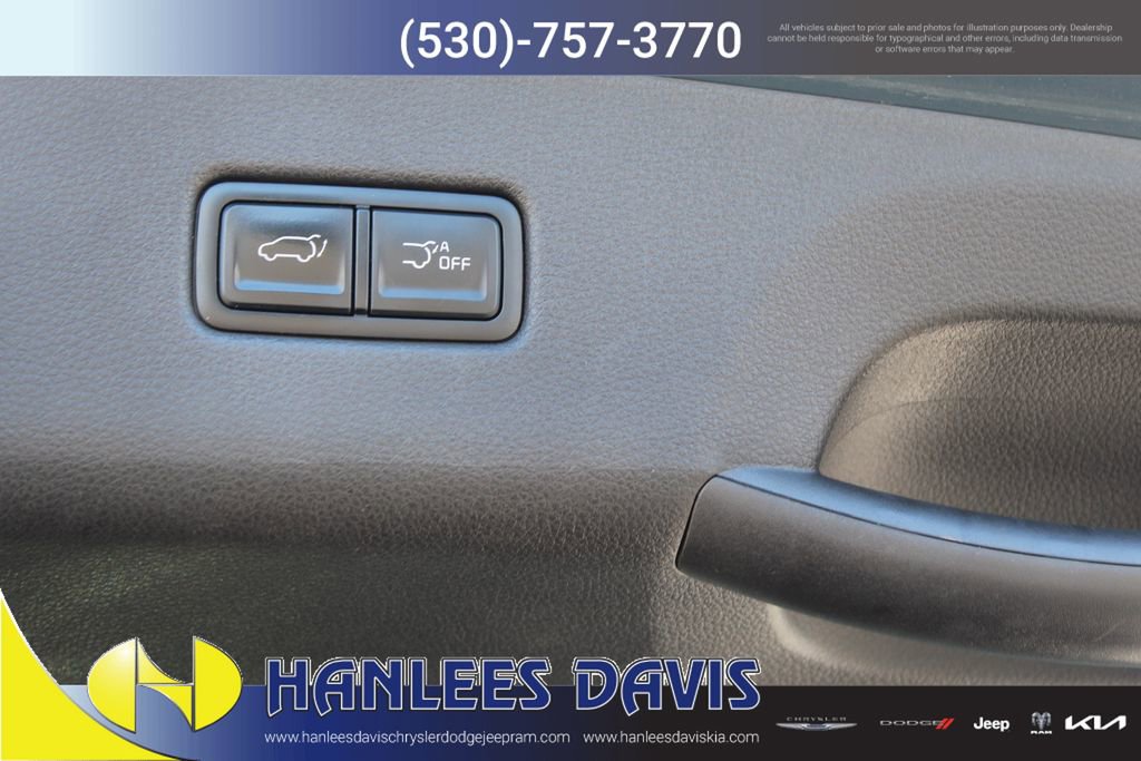 Used 2022 Kia Carnival SX FWD image 11