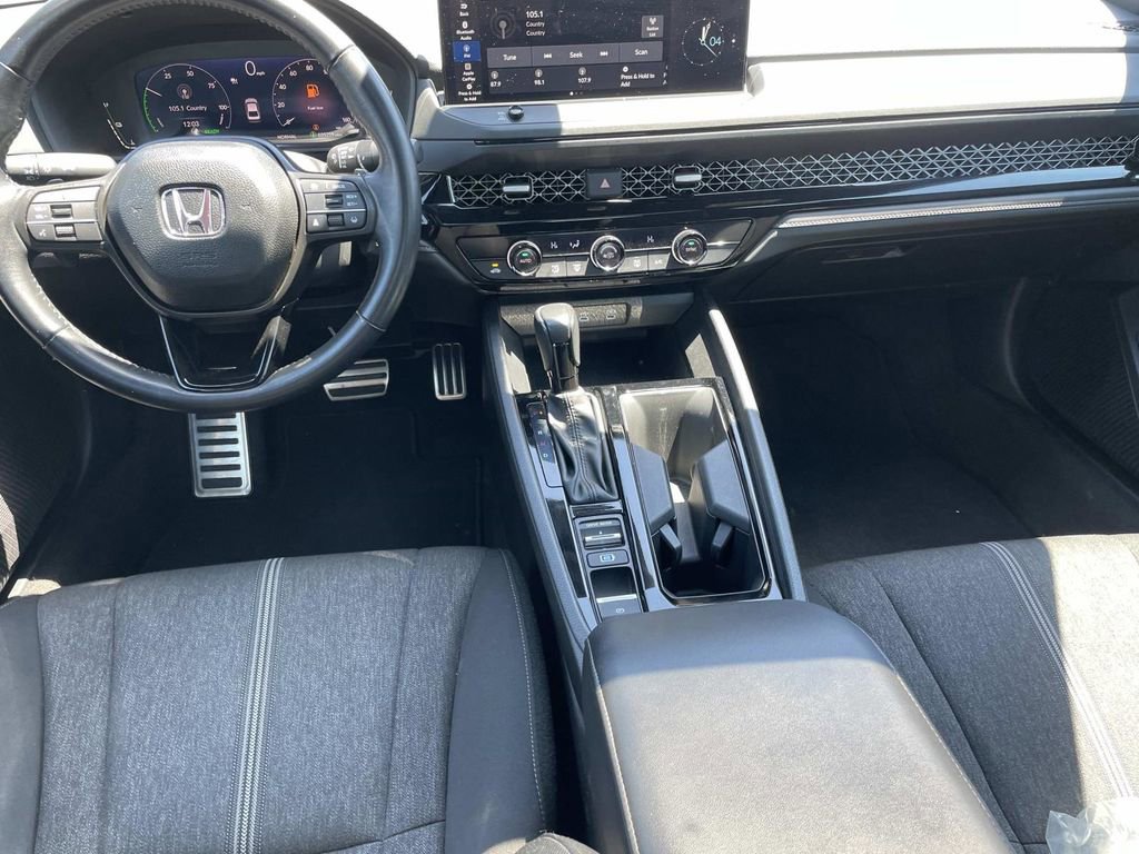 Used 2024 Honda Accord Sport image 13