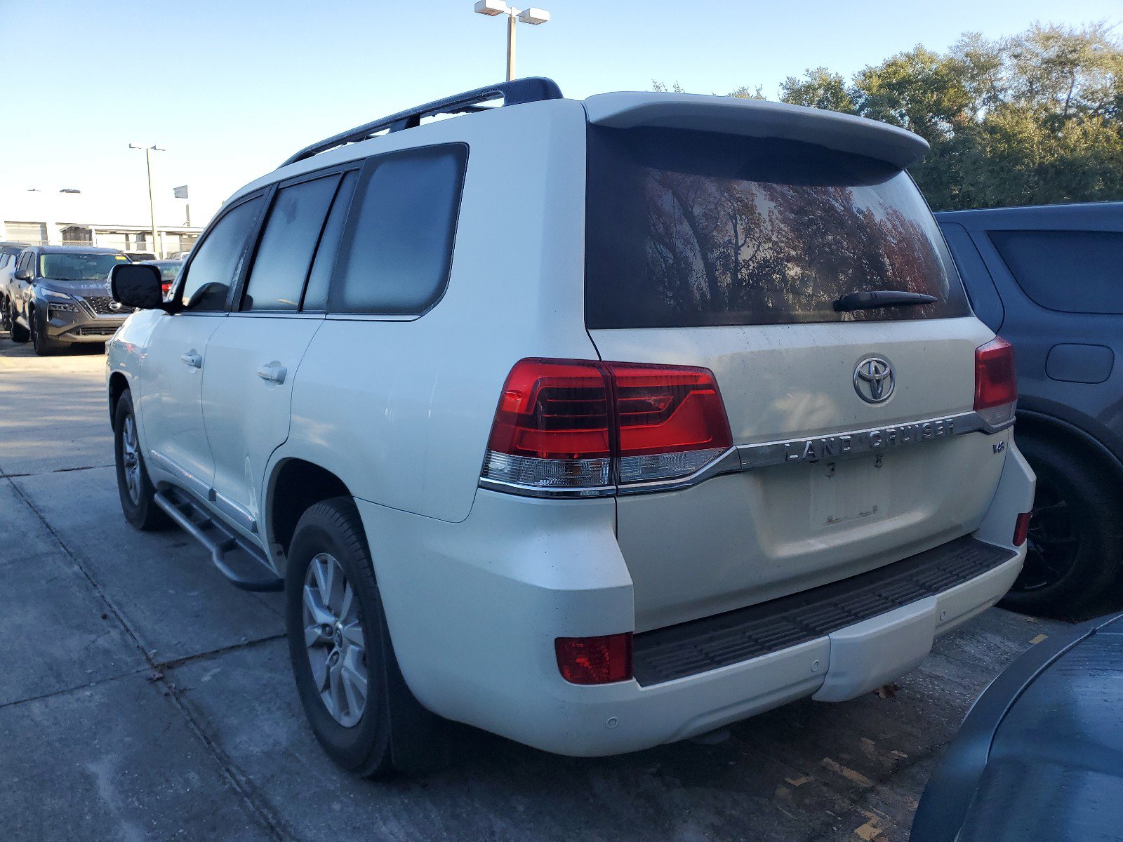Used 2021 Toyota Land Cruiser image 3