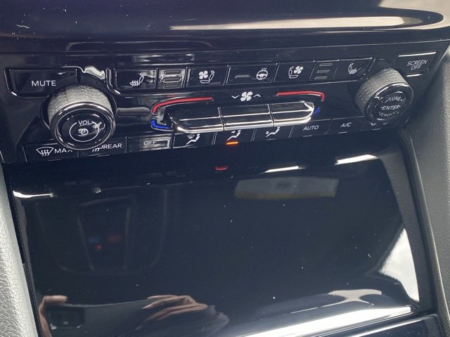 New 2025 Jeep Grand Cherokee Limited w/ Luxury Tech Group II image 24