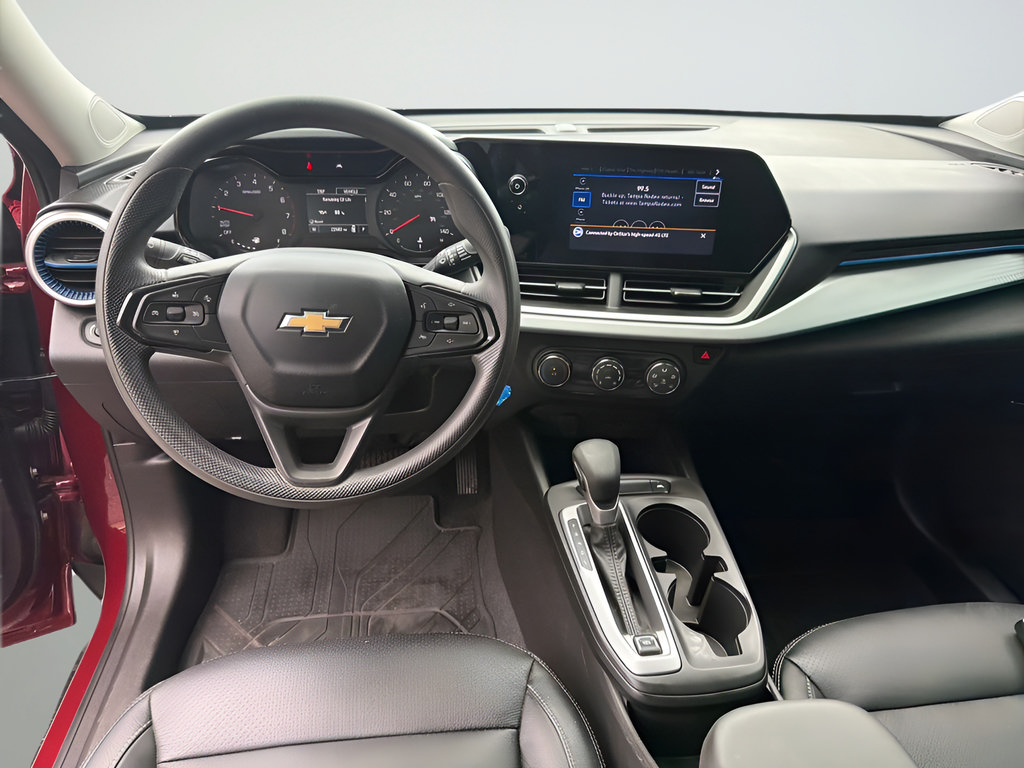 Used 2025 Chevrolet Trax LS FWD image 27