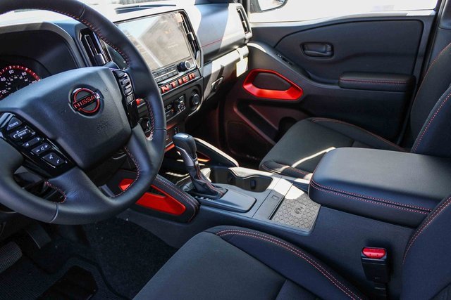 New 2026 Nissan Frontier Pro-X w/ Pro-X Convenience Package image 21