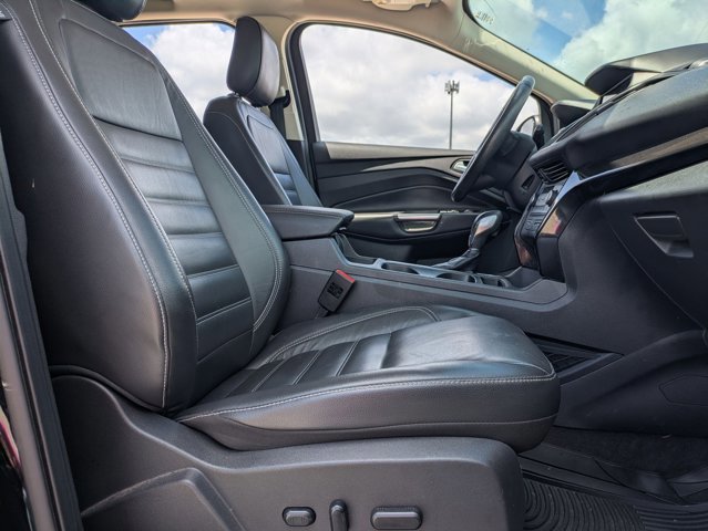 Used 2018 Ford Escape Titanium FWD image 16