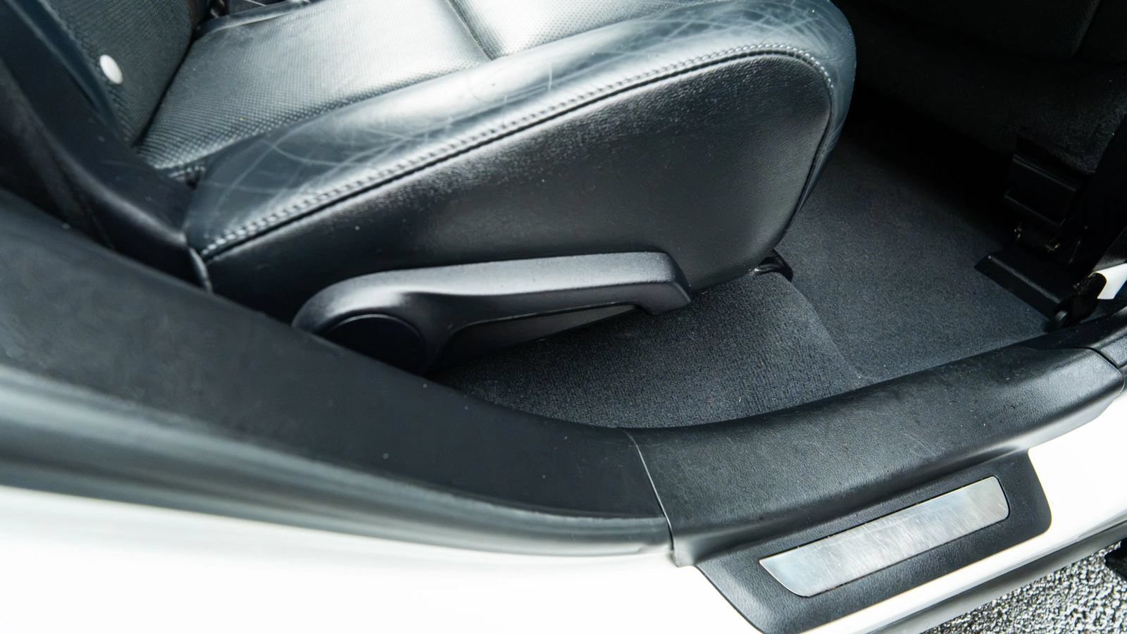 Used 2013 Lexus RX 350 AWD w/ Navigation Pkg image 18