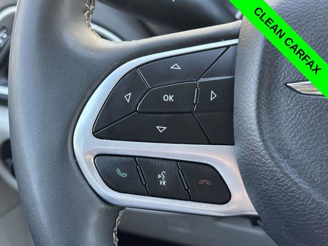 Used 2023 Chrysler Voyager LX FWD image 12