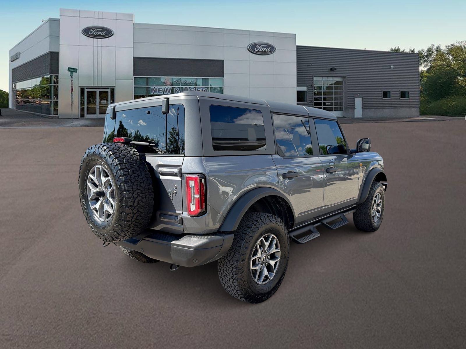 Used 2024 Ford Bronco Badlands AWD/4WD image 9