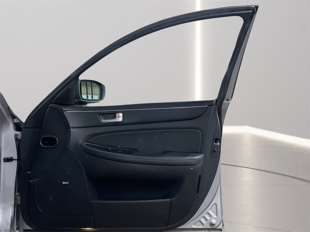 Used 2012 Hyundai Genesis 5.0 R-Spec image 12