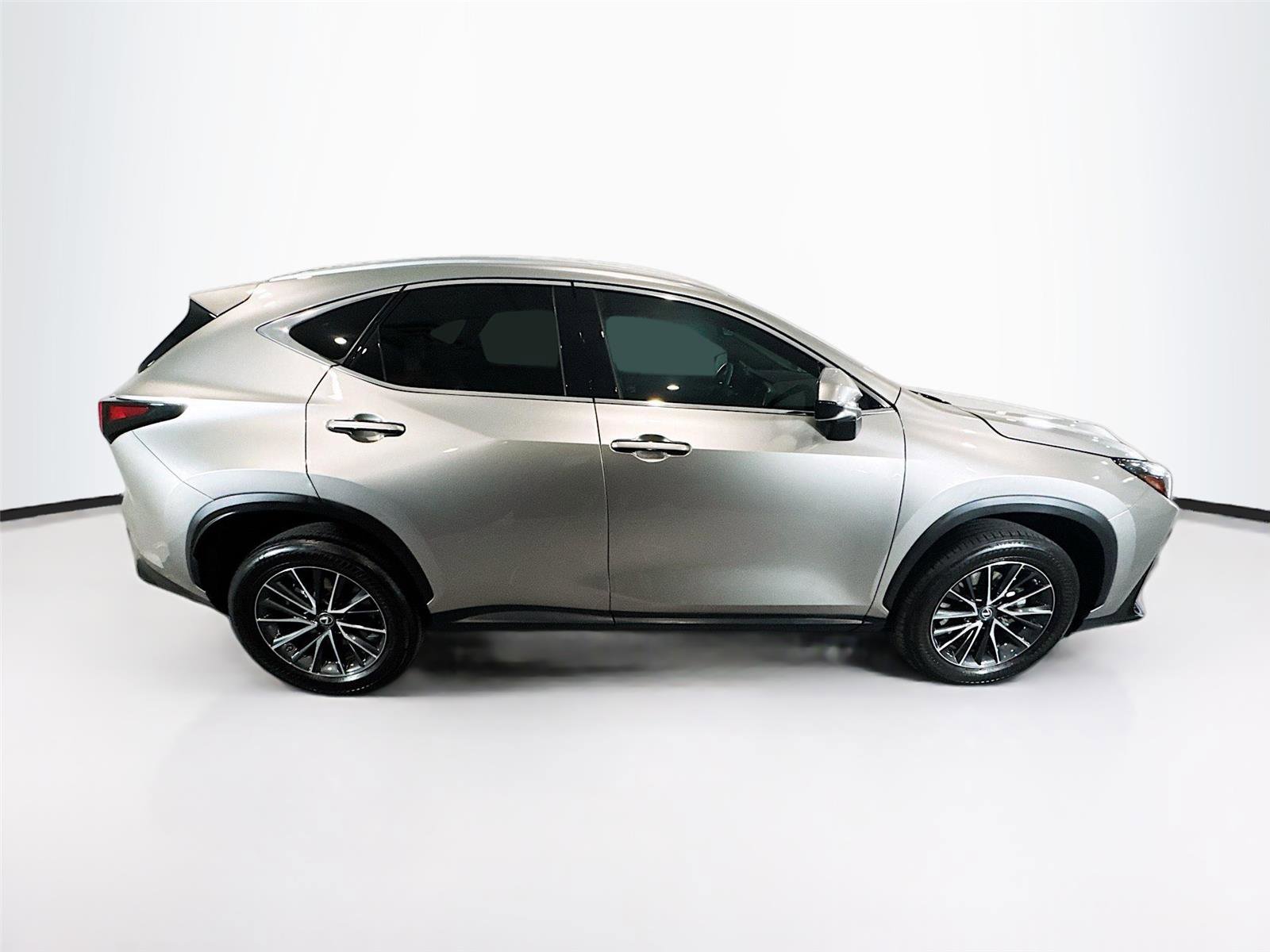 Used 2022 Lexus NX 350 AWD image 32