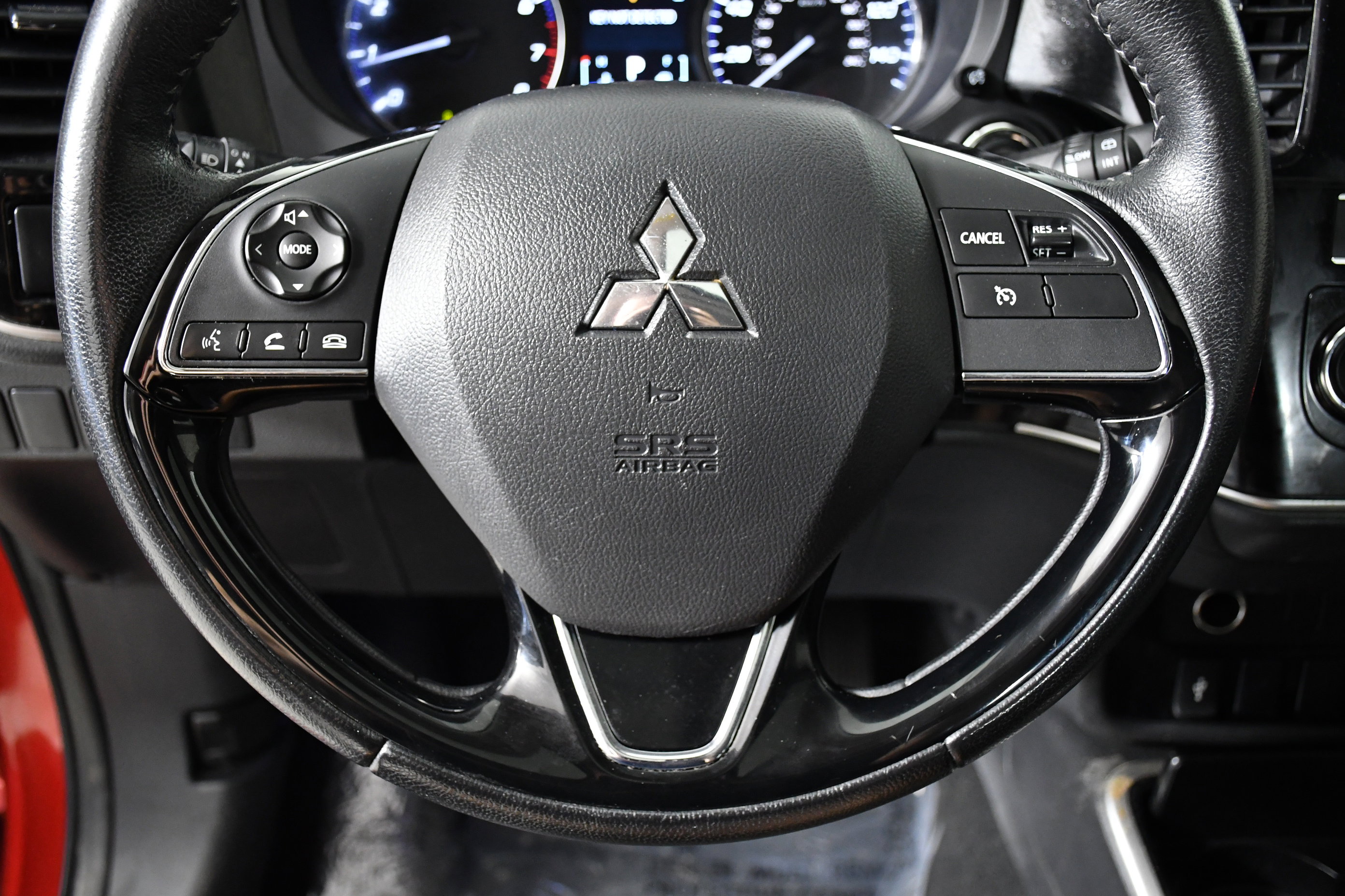 Used 2019 Mitsubishi Outlander LE image 10