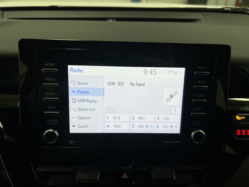 Used 2024 Toyota Camry SE FWD image 14