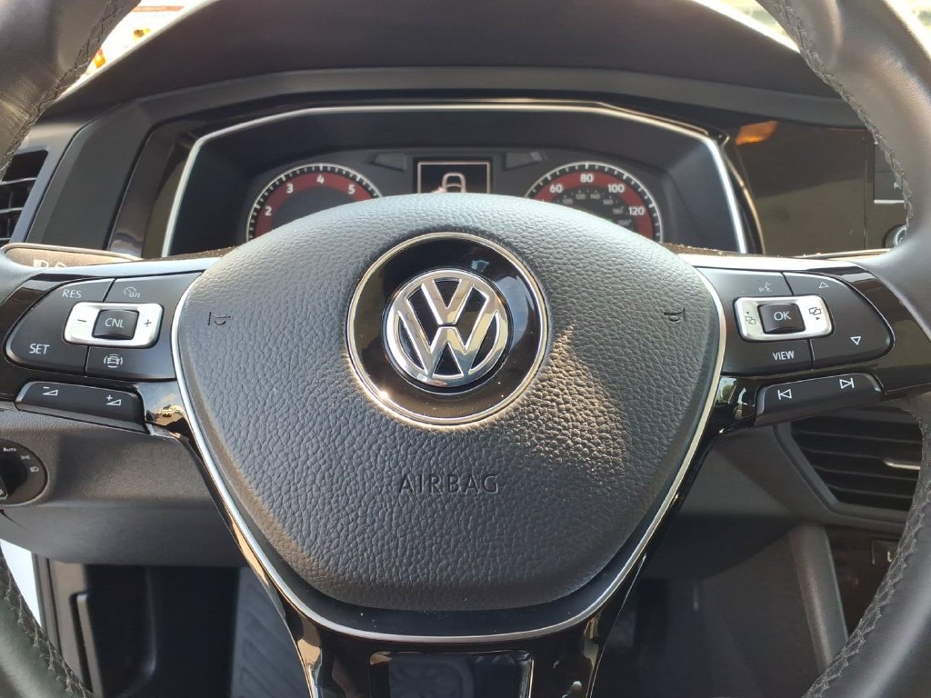Used 2019 Volkswagen Jetta SE FWD image 5