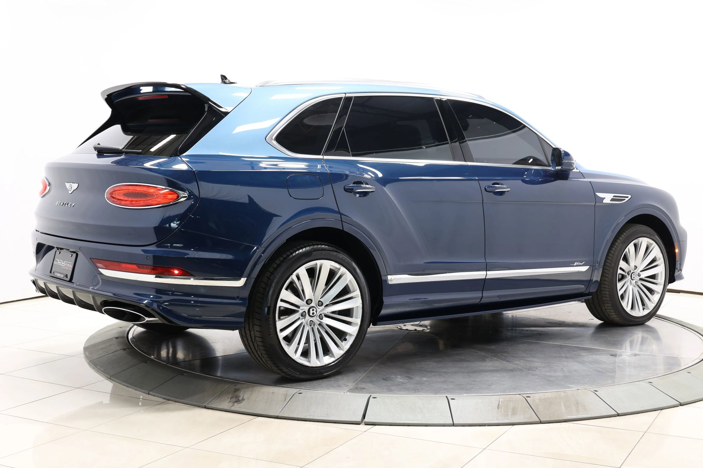 Used 2023 Bentley Bentayga Speed image 4