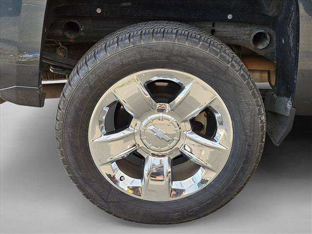 Used 2018 Chevrolet Silverado 1500 LTZ w/ Texas Edition RWD image 18