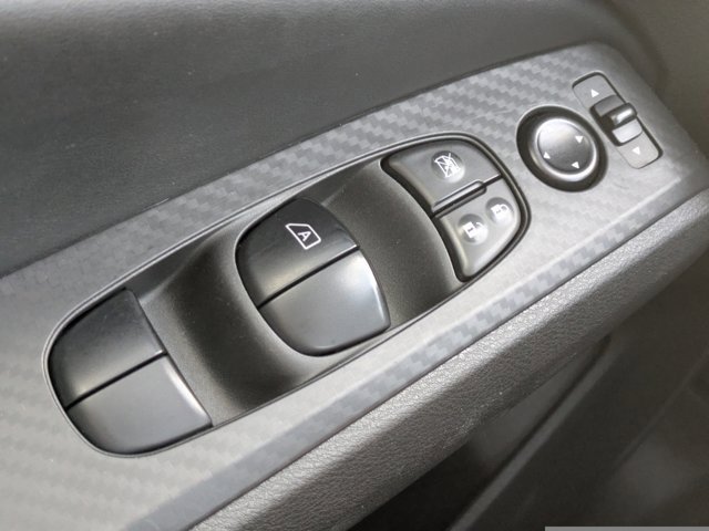 Used 2024 Nissan Altima 2.5 SV image 20