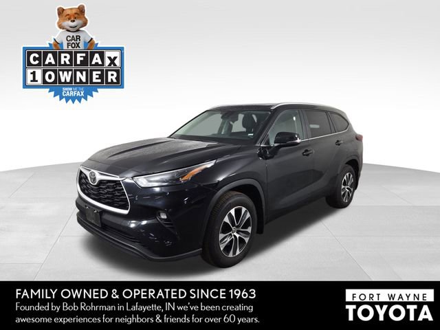 Used 2025 Toyota Highlander XLE