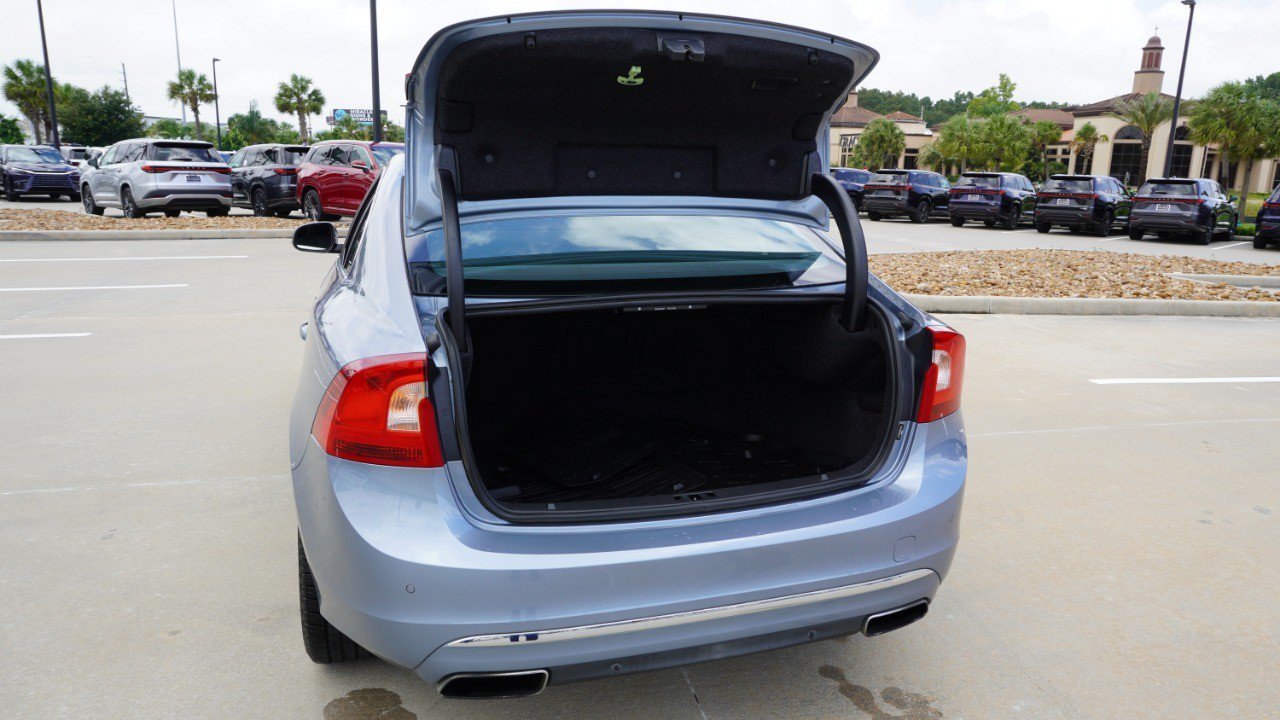 Used 2017 Volvo S60 T5 Inscription Platinum FWD image 38