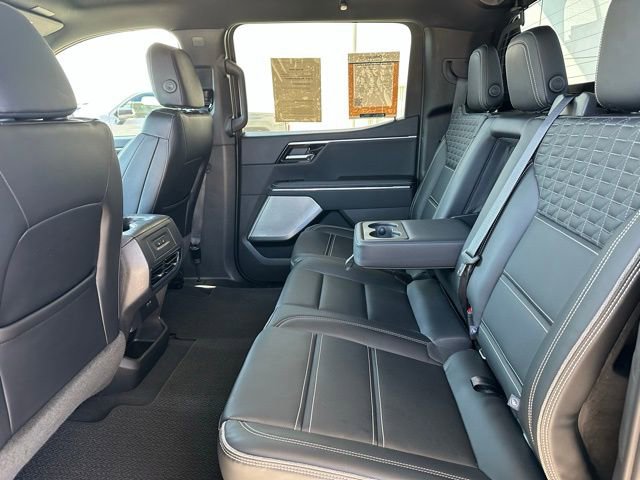 Used 2024 GMC Sierra EV Denali image 28