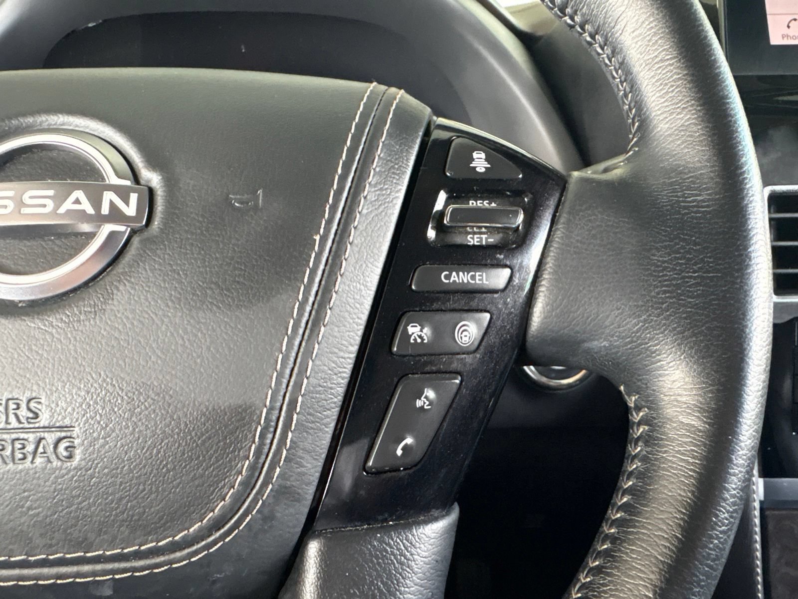 Used 2022 Nissan Armada Platinum w/ Captain's Chairs Package RWD image 38