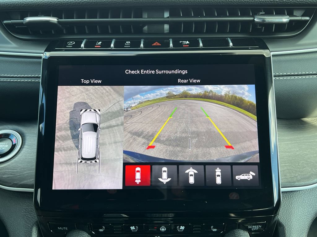 Used 2024 Jeep Grand Cherokee Limited w/ Luxury Tech Group II image 27