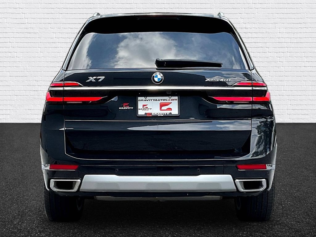 Used 2024 BMW X7 xDrive40i w/ Premium Package AWD/4WD image 5