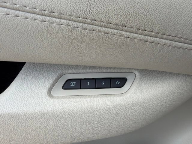 Used 2016 Cadillac Escalade ESV Premium AWD/4WD image 12