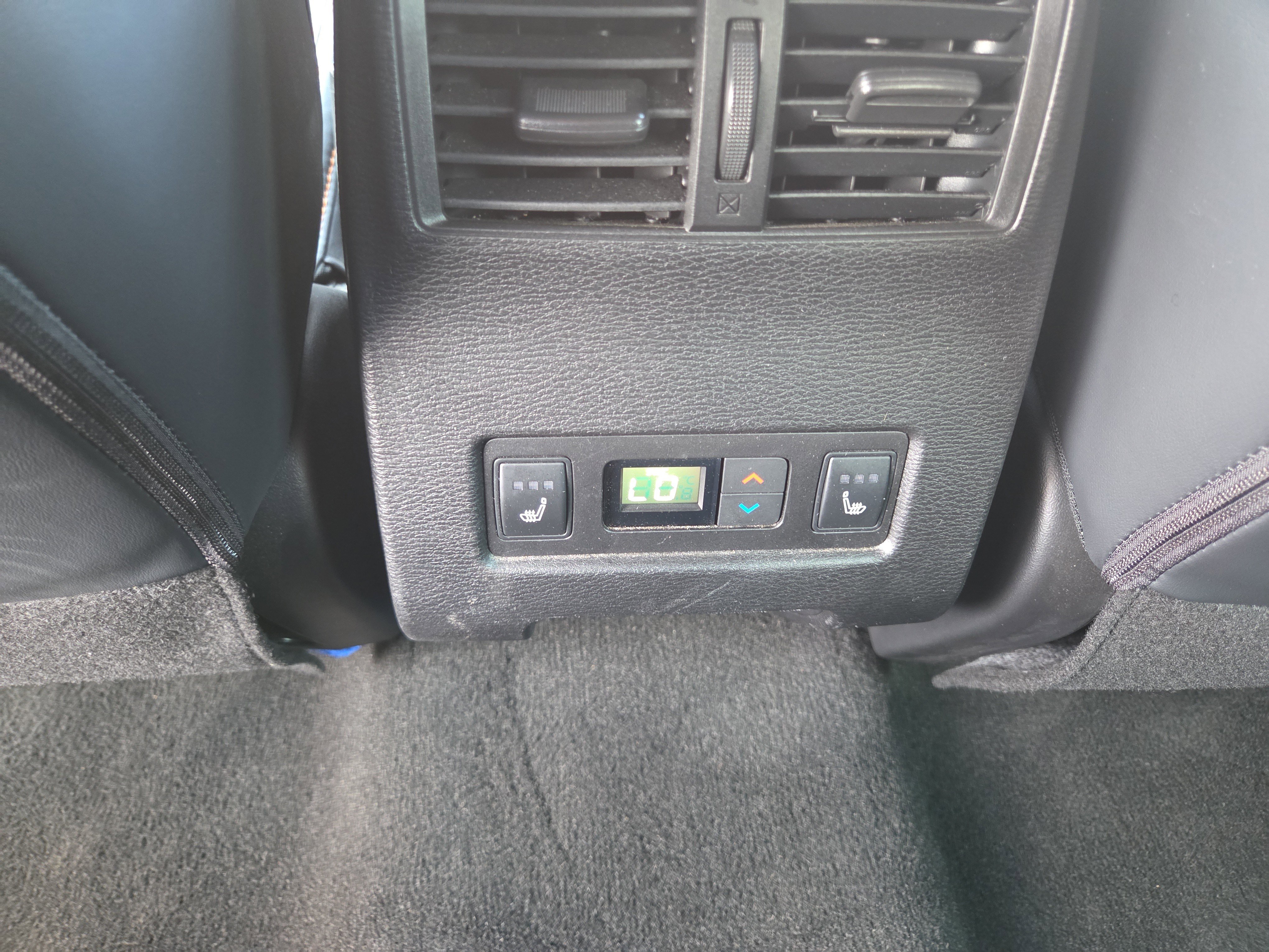 Used 2023 Mitsubishi Outlander SEL image 23