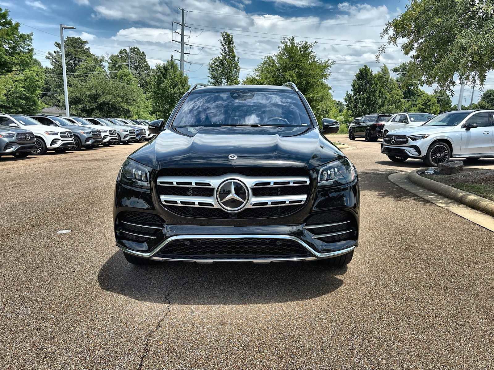 Used 2023 Mercedes-Benz GLS 450 4MATIC image 12