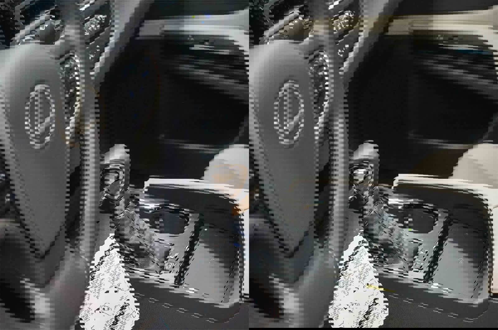 Used 2025 Lexus ES 300h w/ Premium Package image 24